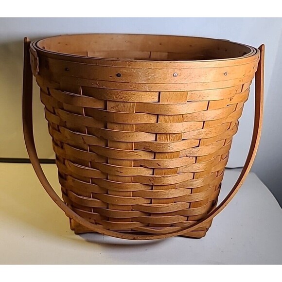 Vintage 2000 Longaberger Handled Basket Medium 10" Diameter X 9" Deep - Picture 8 of 9
